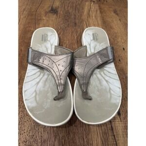 Clarks Women's Brinkley Star Pewter Metallic Thong Sandals Flip Flops Size 10M
